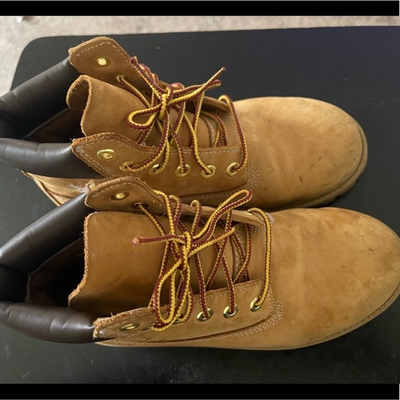 Timberlands - Picture 5 of 10